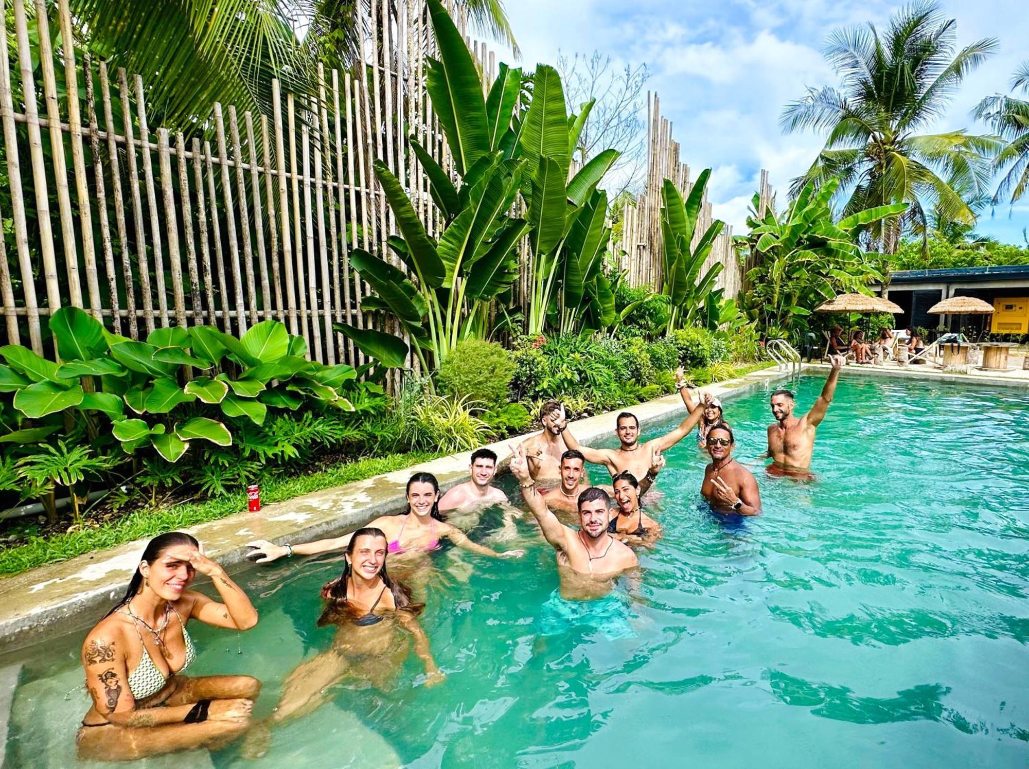 ג'נרל לונה Rucksack Inn Siargao מראה חיצוני תמונה